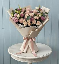 Букет цветов из:  Розы и Лизиантусы в Гнилом