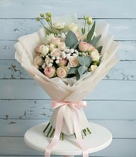 Букет цветов из:  Розы и Лизиантусы в Гнилом
