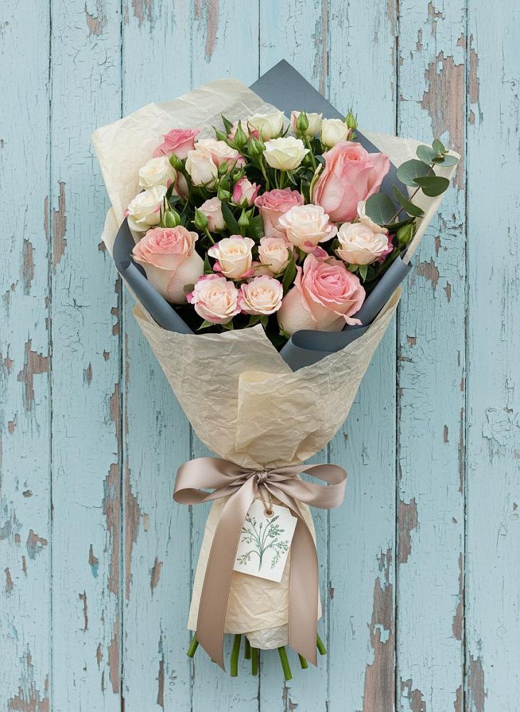 Букет цветов из: Розы в Гнилом