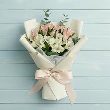 Букет цветов из:  Альстромерии в Гнилом