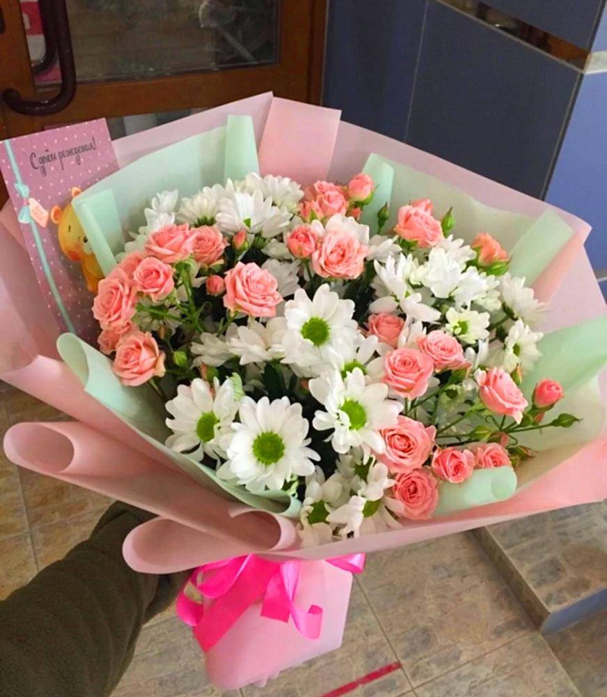 Букет цветов из: Розы и Хризантемы в Гнилом