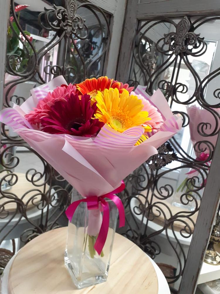 Букет цветов из: Герберы в Гнилом