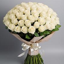 Букет 101 беля роза Белоснежка в Гнилом