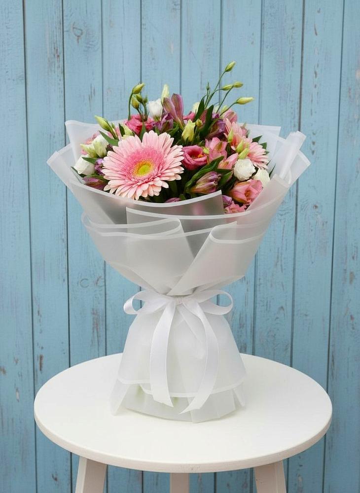 Букет цветов из: Герберы, Альстромерии и Лизиантусы в Гнилом