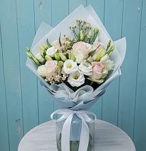 Букет цветов из:  Розы и Лизиантусы в Гнилом