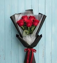 Букет цветов из:  Розы в Гнилом