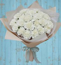 Букет цветов из:  Гвоздики в Гнилом