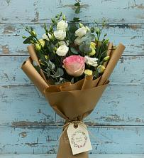 Букет цветов из:  Розы и Лизиантусы в Гнилом